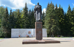 Воинское братское кладбище в Калуге