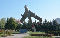 Памятник лётчикам в Минеральных Водах