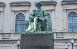 Monument to Johan Wilhelm Snellman, Helsinki