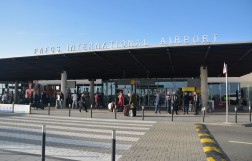Камера хранения в аэропорту Пафоса