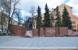 Мемориальный комплекс павшим за родину в годы Великой Отечественной войны (Звенигород)