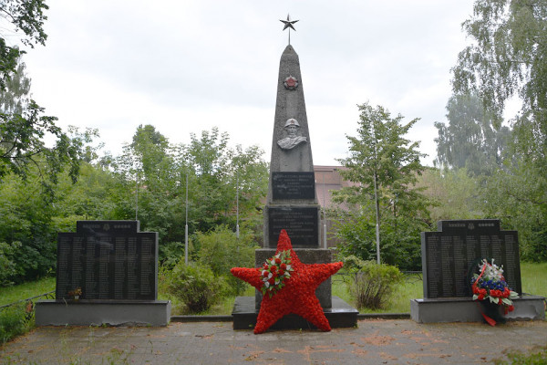 Памятник погибшим воинам в Великой Отечественной войне, Быково